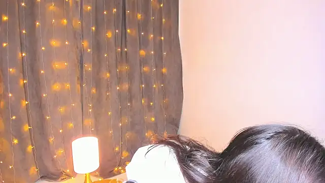 YvonneRobes's cam snapshot