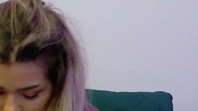 BabyZoey_'s cam snapshot