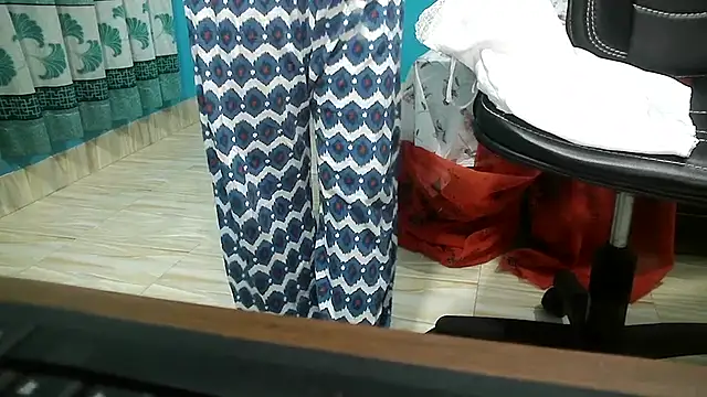 meghbalikargolponoy09 live sex cam