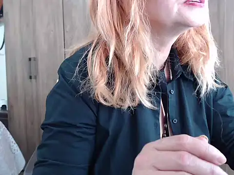 evelynsmithco's cam snapshot