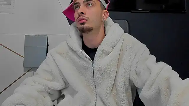 BrandonTate live sex cam