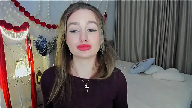 MiracleCurly live sex cam