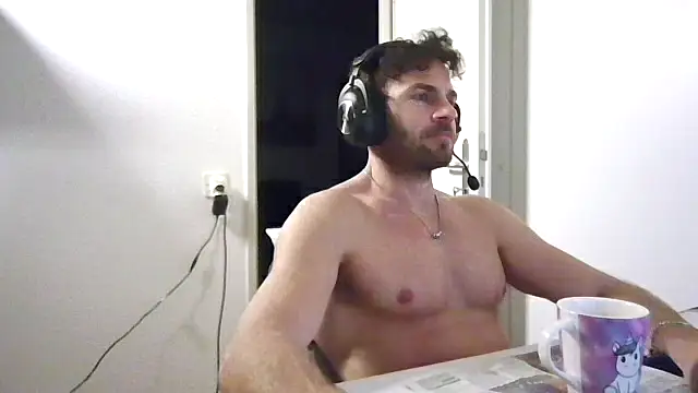 alpha-hunk live sex cam