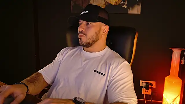 AngeloEric live sex cam