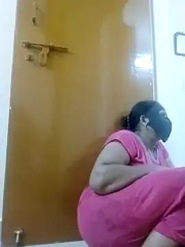 tamilammu1431 live sex cam