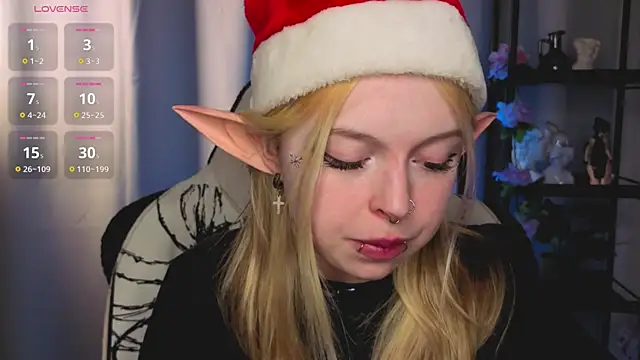 ElvenQueen's cam snapshot