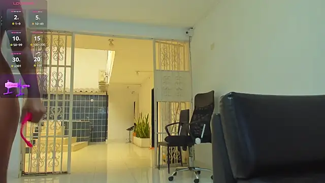 ElisabethMassey live sex cam