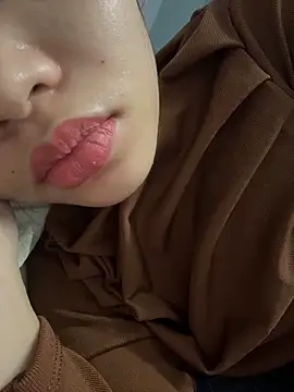 lonelygirl_k2's cam snapshot