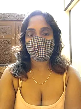 Queen-dhivya's cam snapshot