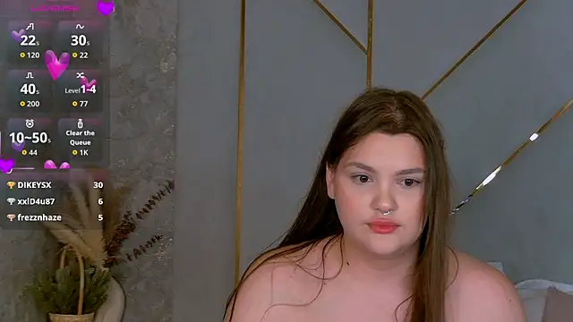 EmilyHyde's cam snapshot