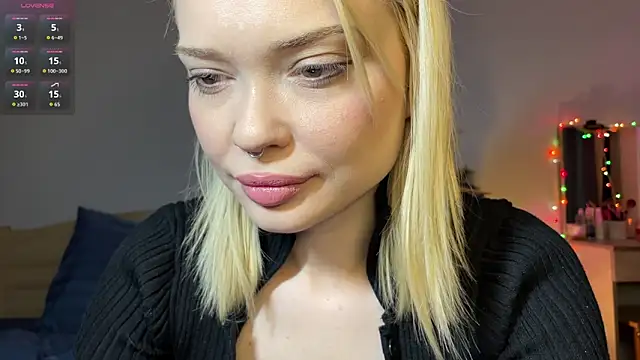 dollfromvenus's cam snapshot