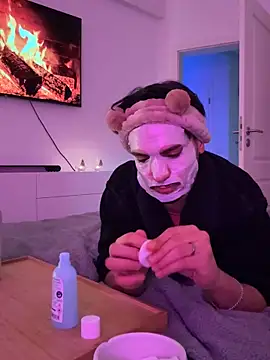 Gipsyboysteve's cam snapshot