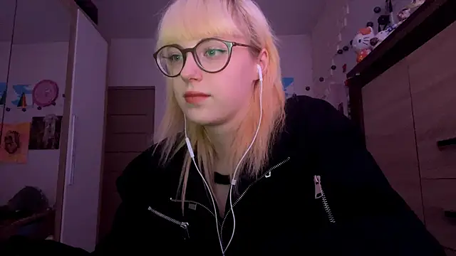 EffacedScan's cam snapshot