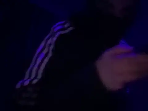 allen_mua's cam snapshot