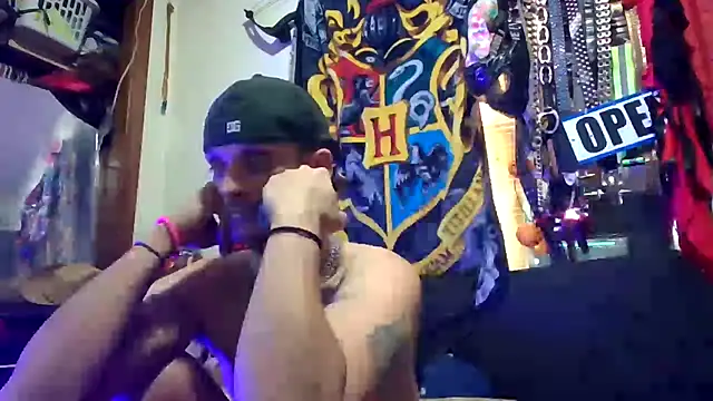 slinginbigD's cam snapshot