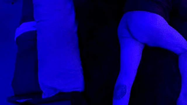 Time2playN303party's cam snapshot