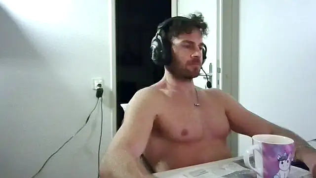 alpha-hunk's cam snapshot