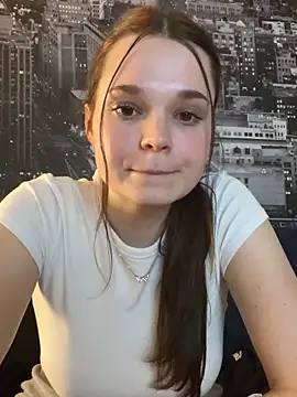 ElenaMariee live sex cam