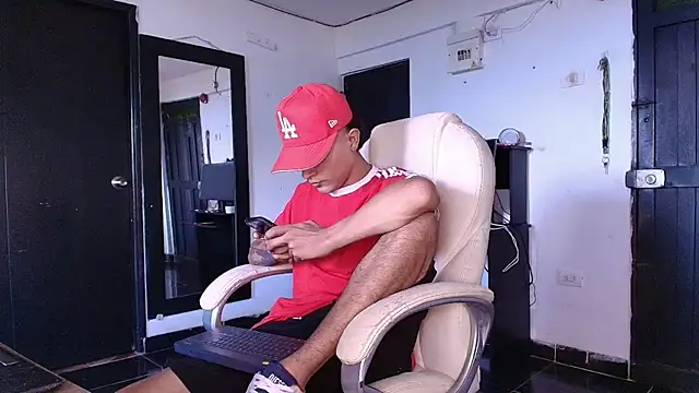 Edward_Milleer's cam snapshot