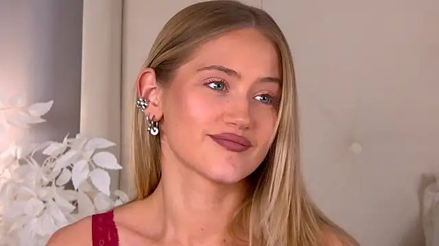 ur_wet_dreams's cam snapshot