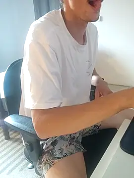 ellgatit's cam snapshot