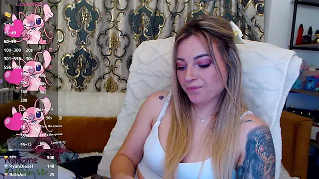 Rania_Stitch's cam snapshot