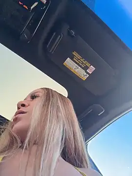 Bigbuttbrooklynn's cam snapshot