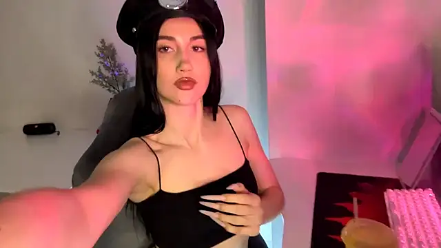 Beautyofnlka's cam snapshot