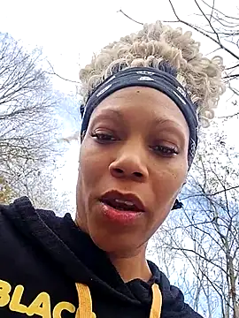 MrsToniTone's cam snapshot