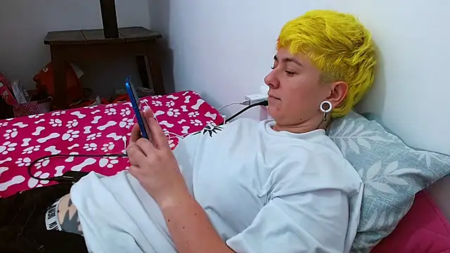 tomboyblue's cam snapshot