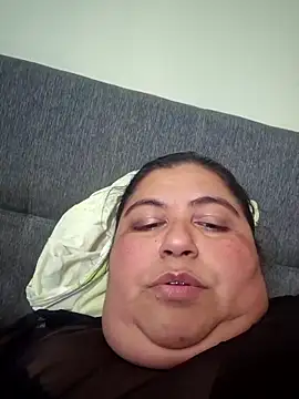 curvy_diva_'s cam snapshot