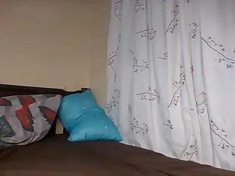 Pink_pussy_-'s cam snapshot