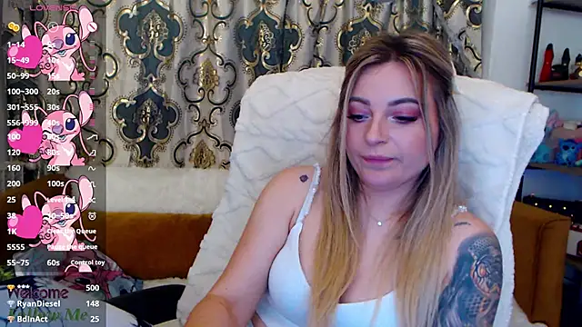 Rania_Stitch's cam snapshot