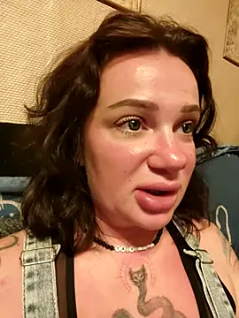 EllieOz's cam snapshot