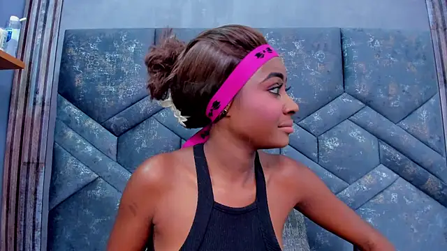 dalilaqueen's cam snapshot