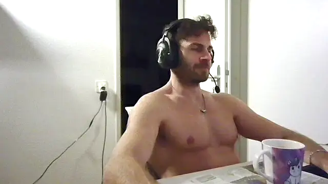 alpha-hunk's cam snapshot