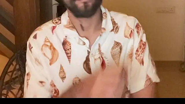 MakeMeAwareAah's cam snapshot