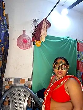 Real_Desi_Couple's cam snapshot