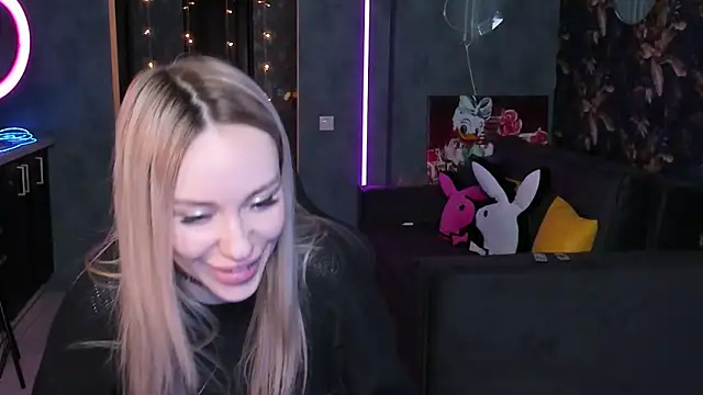 Blckmirrorr's cam snapshot