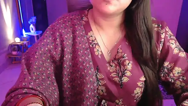 Mitikaa live sex cam