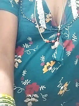 telugupilla__'s cam snapshot