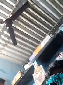 divyatamil143's cam snapshot