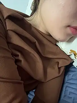 lonelygirl_k2's cam snapshot