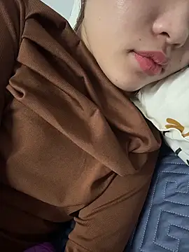 lonelygirl_k2's cam snapshot