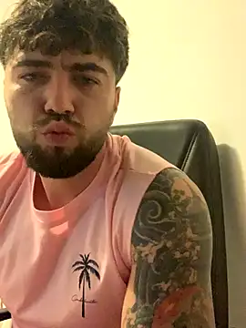 MasterRaylei1's cam snapshot