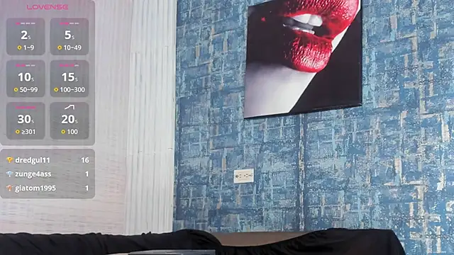 isa_bellaax's cam snapshot