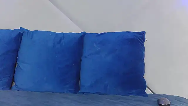 NicoleRosss's cam snapshot