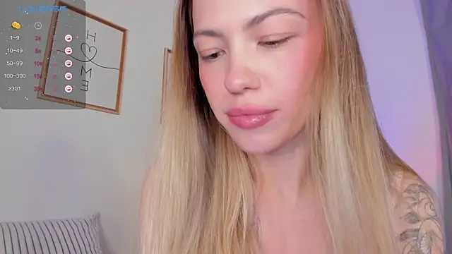 damn_cutie's cam snapshot