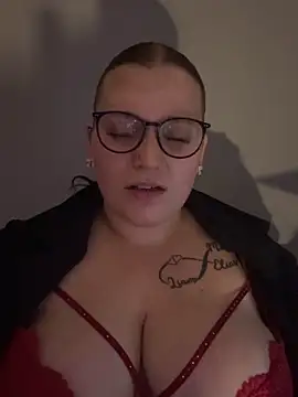 Aksinja05's cam snapshot