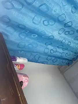 Rousse_SQ's cam snapshot